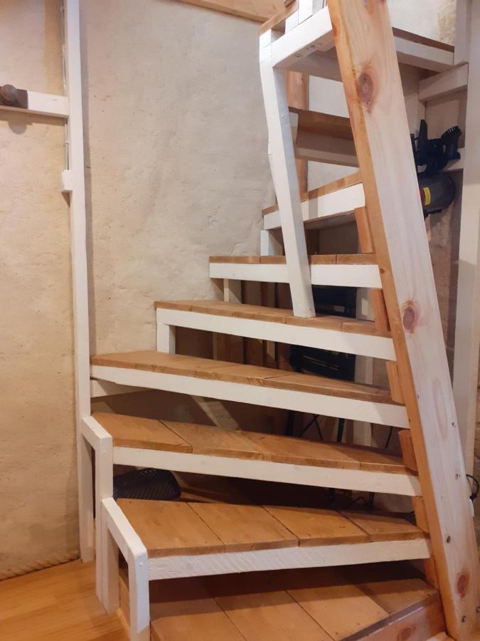 Le Gite De La Cabane De L'Oiseau Couze-et-Saint-Front Extérieur photo