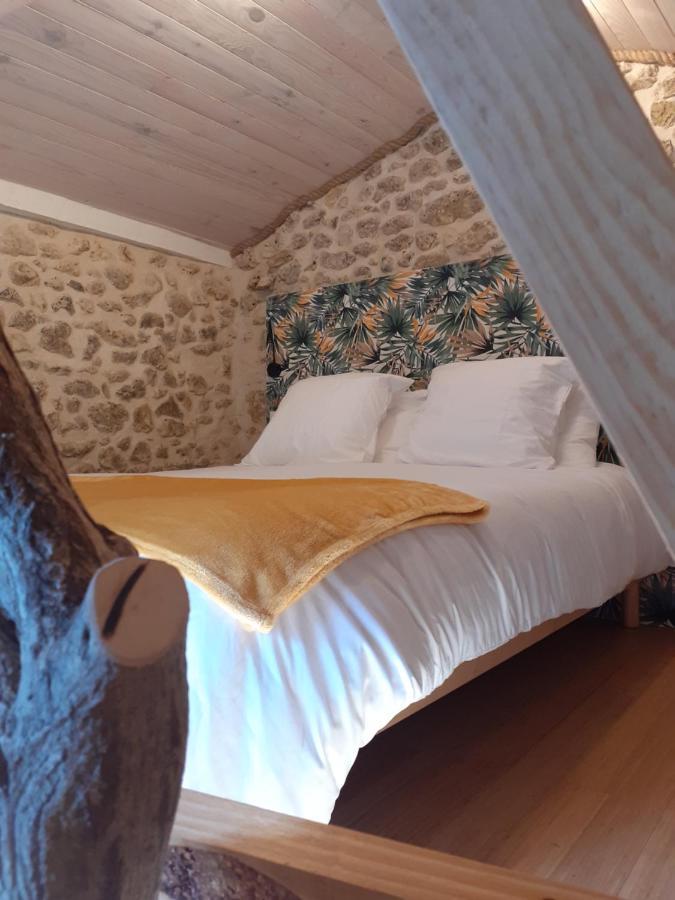 Le Gite De La Cabane De L'Oiseau Couze-et-Saint-Front Extérieur photo