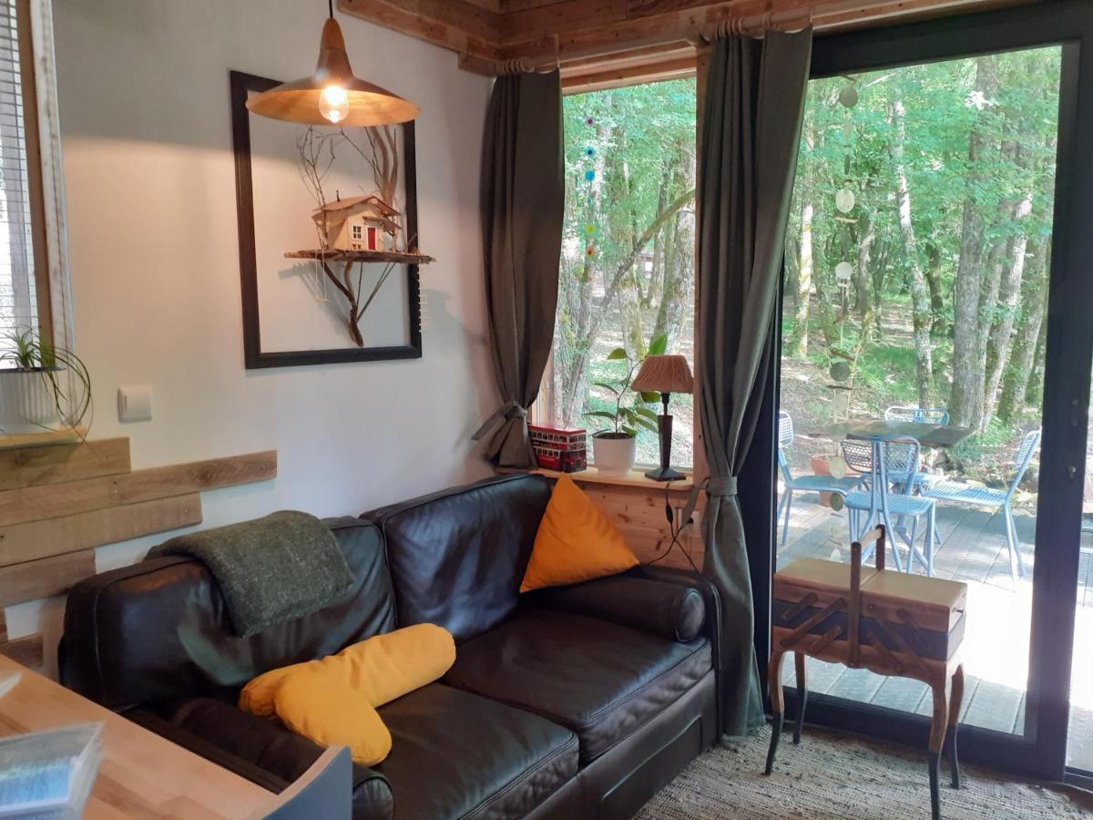 Le Gite De La Cabane De L'Oiseau Couze-et-Saint-Front Extérieur photo