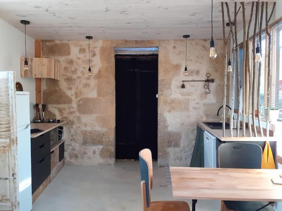 Le Gite De La Cabane De L'Oiseau Couze-et-Saint-Front Extérieur photo